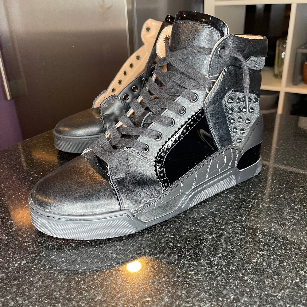 Christian Louboutin black hightop sneakers men’s 10 US / 43 EU